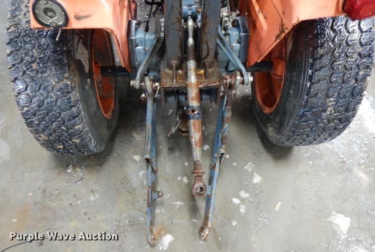 image for item IL9261 Kubota B6200  tractor