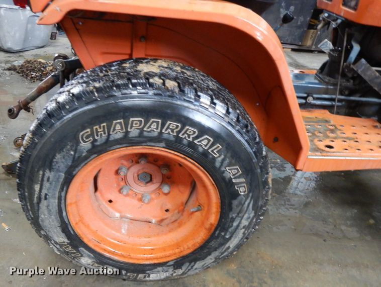 image for item IL9261 Kubota B6200  tractor