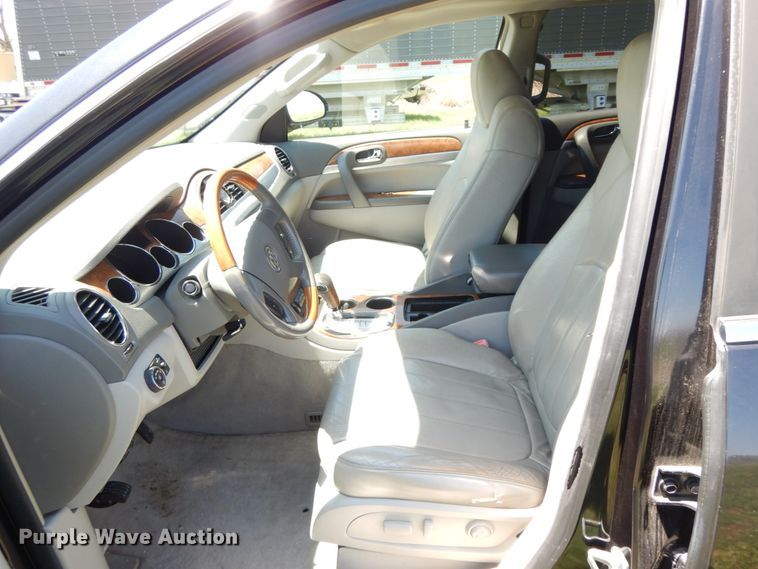 image for item IL9298 2008 Buick Enclave SUV