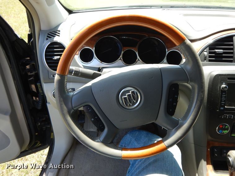 image for item IL9298 2008 Buick Enclave SUV