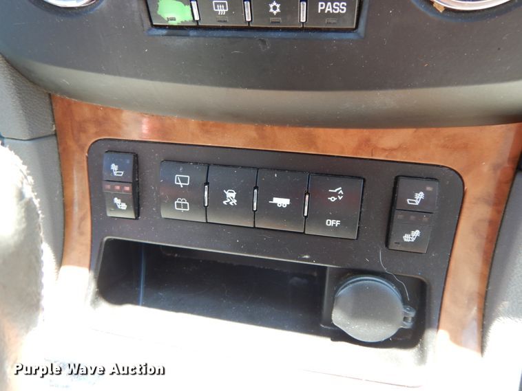 image for item IL9298 2008 Buick Enclave SUV