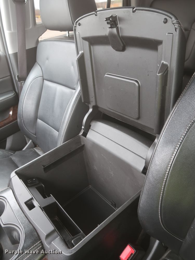 image for item IN9999 2015 Chevrolet Tahoe LT  SUV