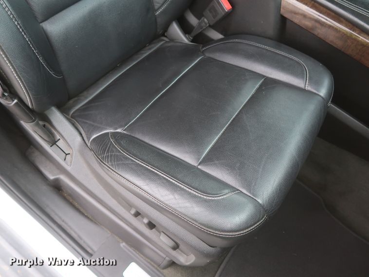 image for item IN9999 2015 Chevrolet Tahoe LT  SUV