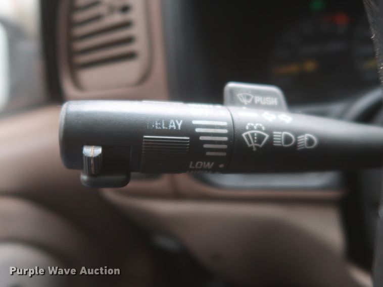 image for item IO9025 1996 Chevrolet K1500  Ext. Cab pickup truck