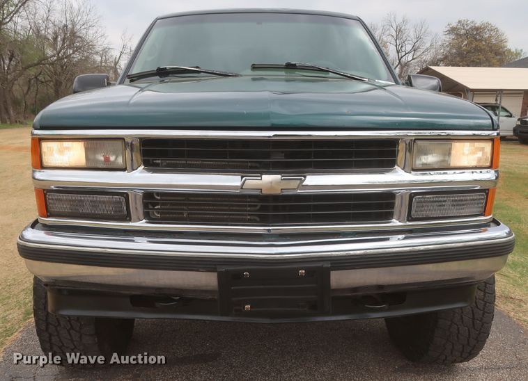 image for item IO9025 1996 Chevrolet K1500  Ext. Cab pickup truck