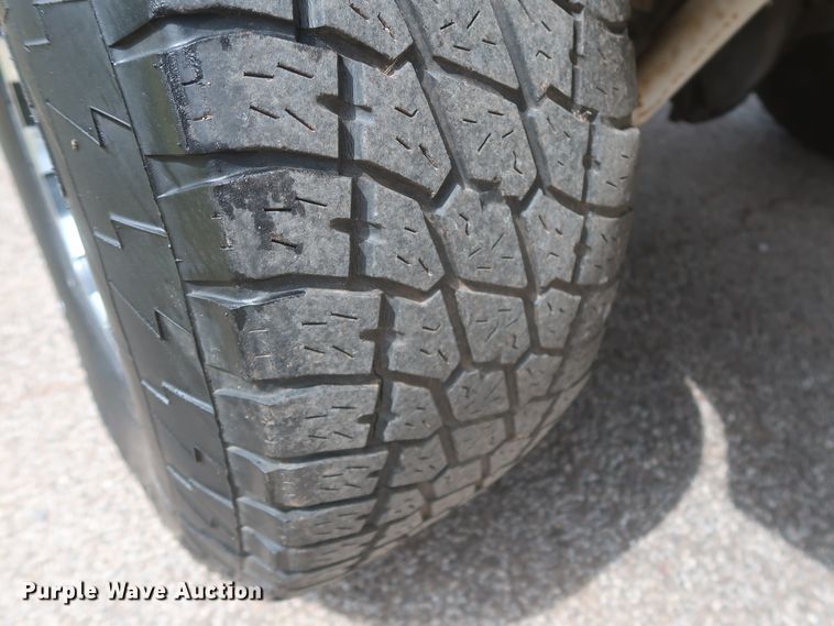 image for item IO9025 1996 Chevrolet K1500  Ext. Cab pickup truck