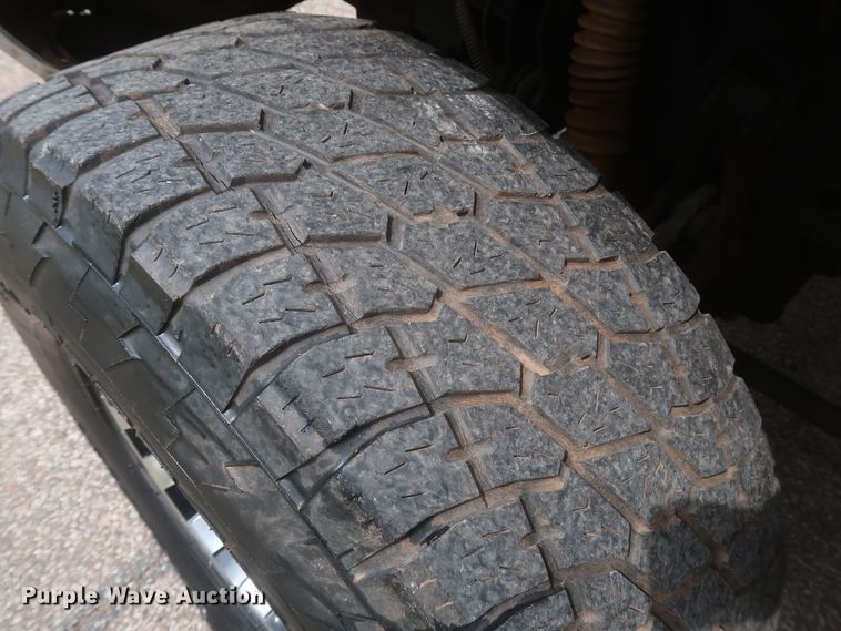 image for item IO9025 1996 Chevrolet K1500  Ext. Cab pickup truck