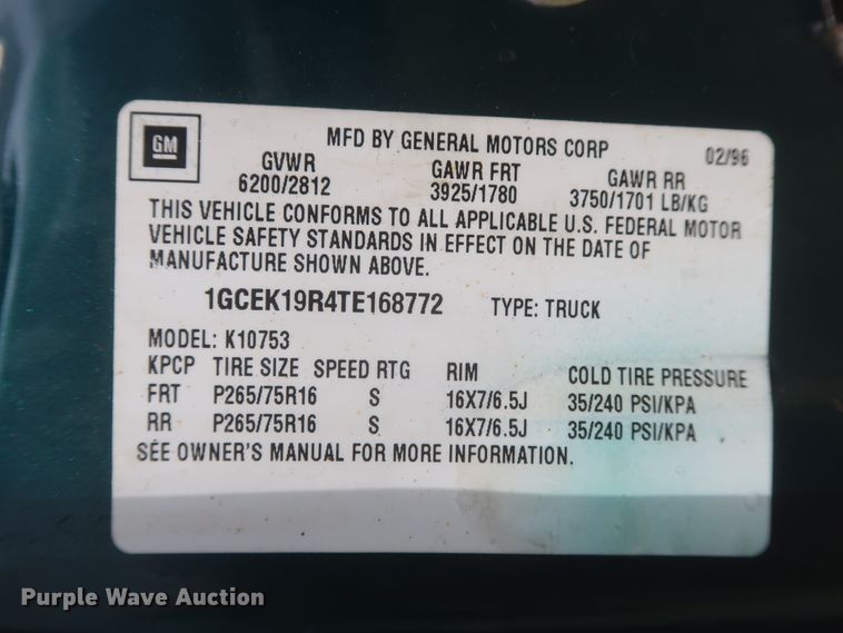 image for item IO9025 1996 Chevrolet K1500  Ext. Cab pickup truck