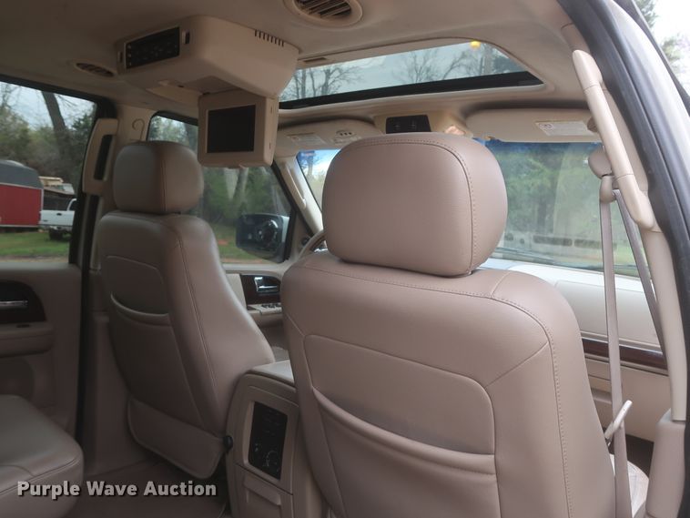 image for item IO9026 2006 Ford Expedition Limited  SUV