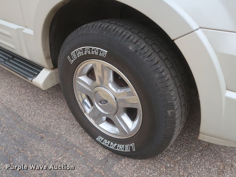 image for item IO9026 2006 Ford Expedition Limited  SUV