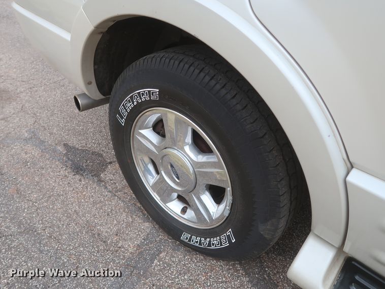 image for item IO9026 2006 Ford Expedition Limited  SUV