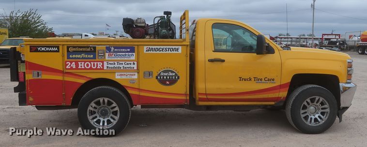 image for item IO9040 2015 Chevrolet Silverado 3500HD  utility bed pickup truck