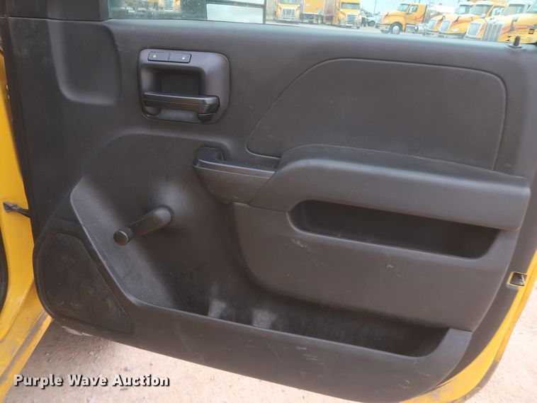 image for item IO9040 2015 Chevrolet Silverado 3500HD  utility bed pickup truck