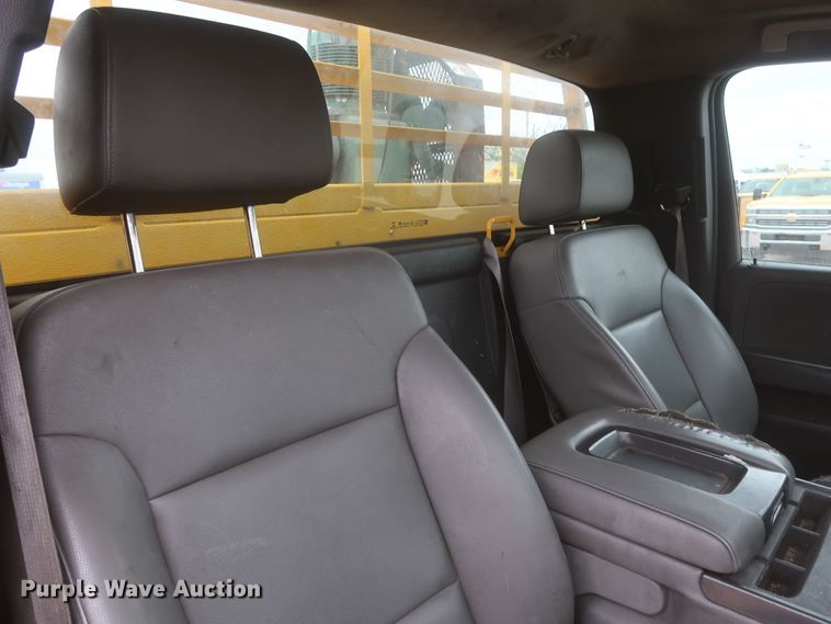 image for item IO9040 2015 Chevrolet Silverado 3500HD  utility bed pickup truck