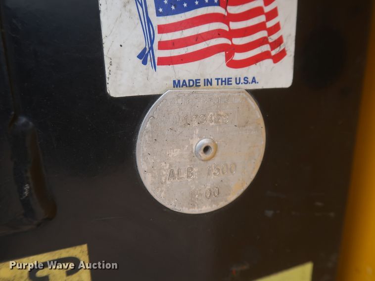 image for item IO9040 2015 Chevrolet Silverado 3500HD  utility bed pickup truck