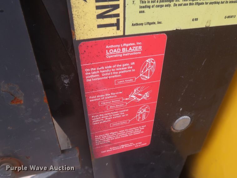 image for item IO9040 2015 Chevrolet Silverado 3500HD  utility bed pickup truck