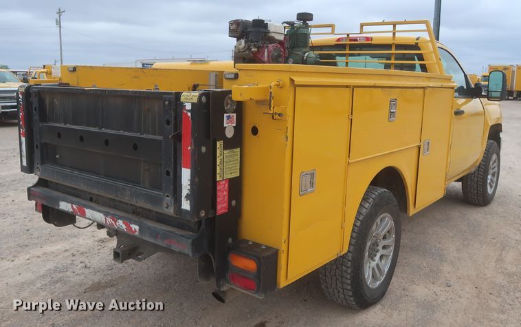 image for item IO9041 2015 Chevrolet 3500HD  utility bed pickup truck
