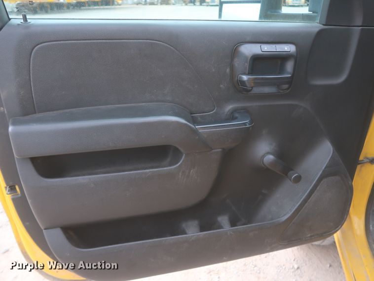 image for item IO9041 2015 Chevrolet 3500HD  utility bed pickup truck