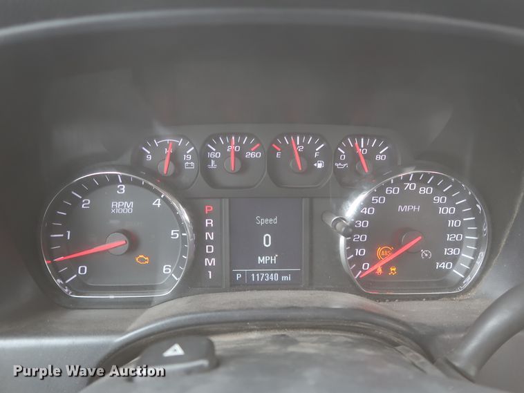 image for item IO9041 2015 Chevrolet 3500HD  utility bed pickup truck