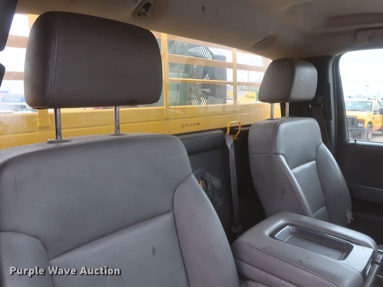 image for item IO9041 2015 Chevrolet 3500HD  utility bed pickup truck