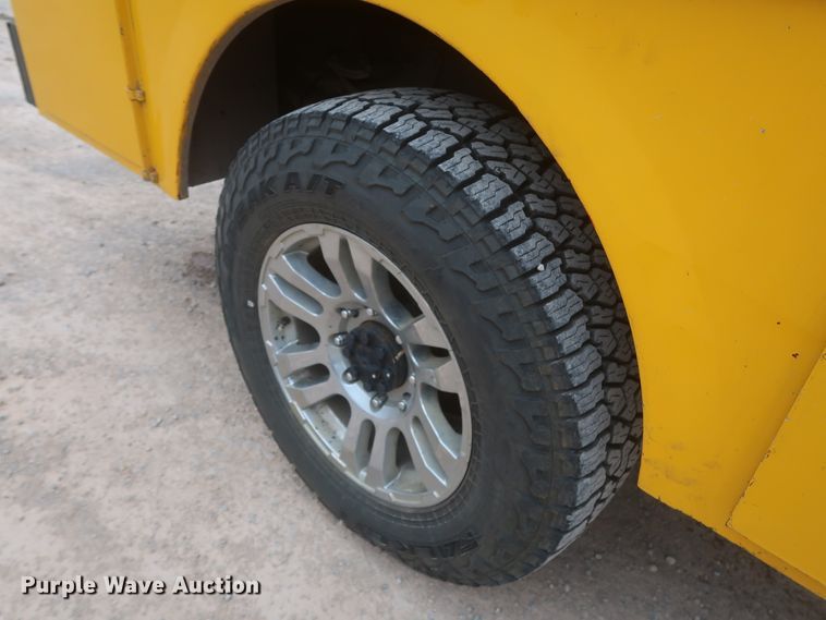 image for item IO9042 2014 Chevrolet Silverado 3500HD  utility bed pickup truck