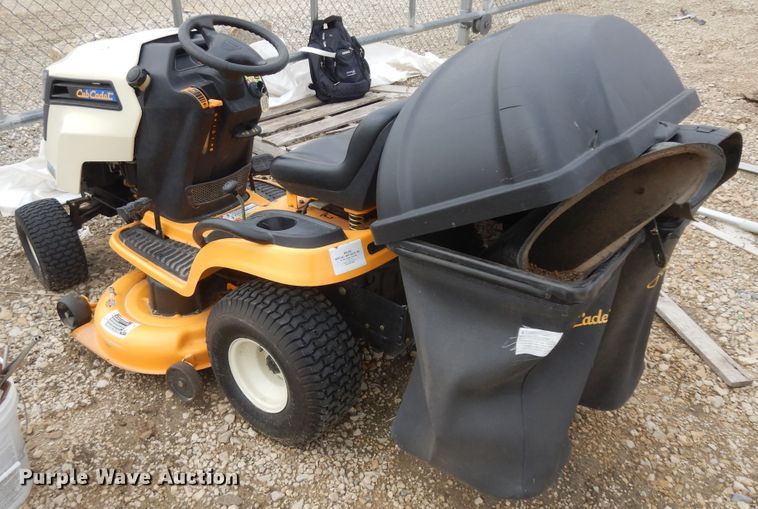 image for item IP9215 Cub Cadet LTX1040  lawn mower