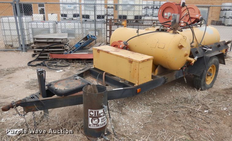 image for item IP9238 Lube trailer