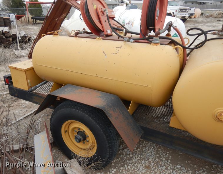 image for item IP9238 Lube trailer