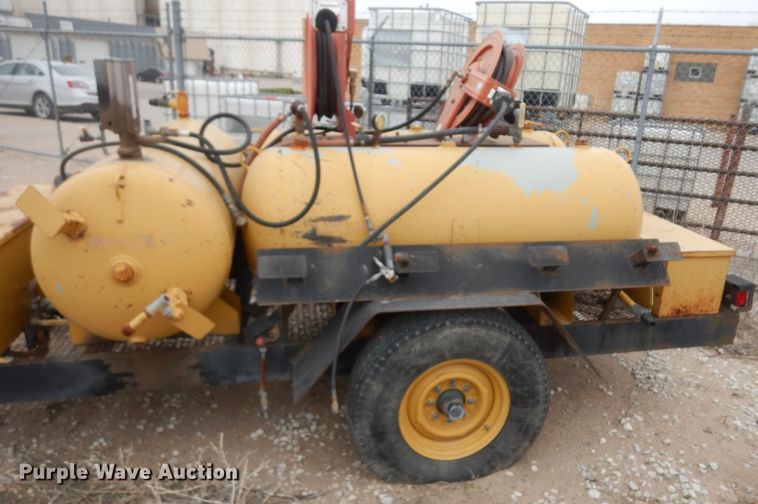 image for item IP9238 Lube trailer