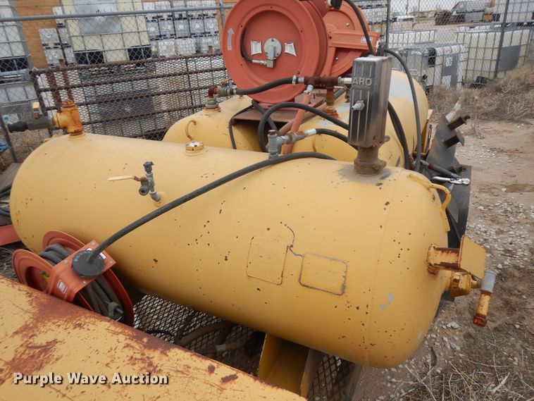 image for item IP9238 Lube trailer