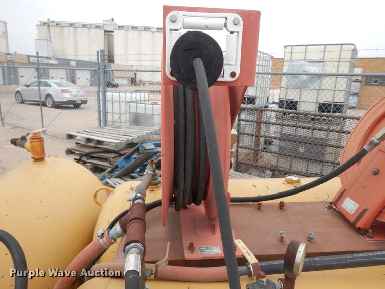 image for item IP9238 Lube trailer