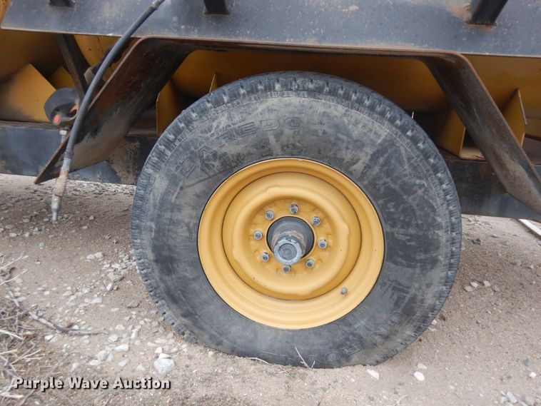 image for item IP9238 Lube trailer