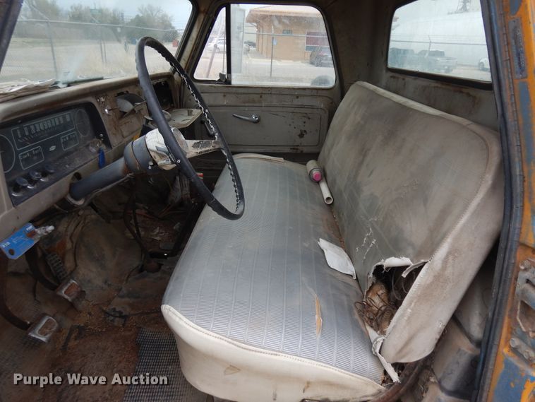 image for item IP9242 1964 Chevrolet 60  flatbed truck