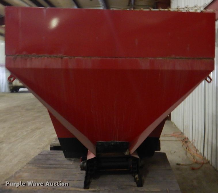 image for item IQ9268 Spreader