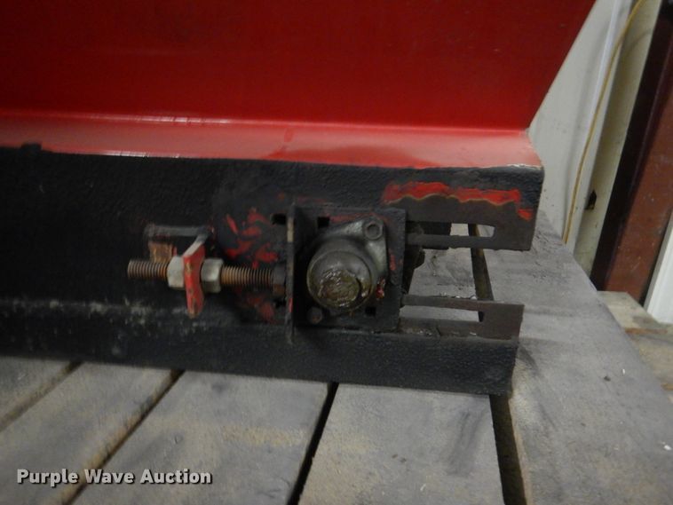 image for item IQ9268 Spreader