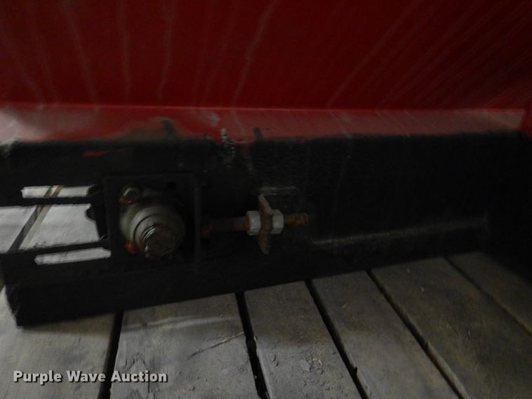 image for item IQ9268 Spreader