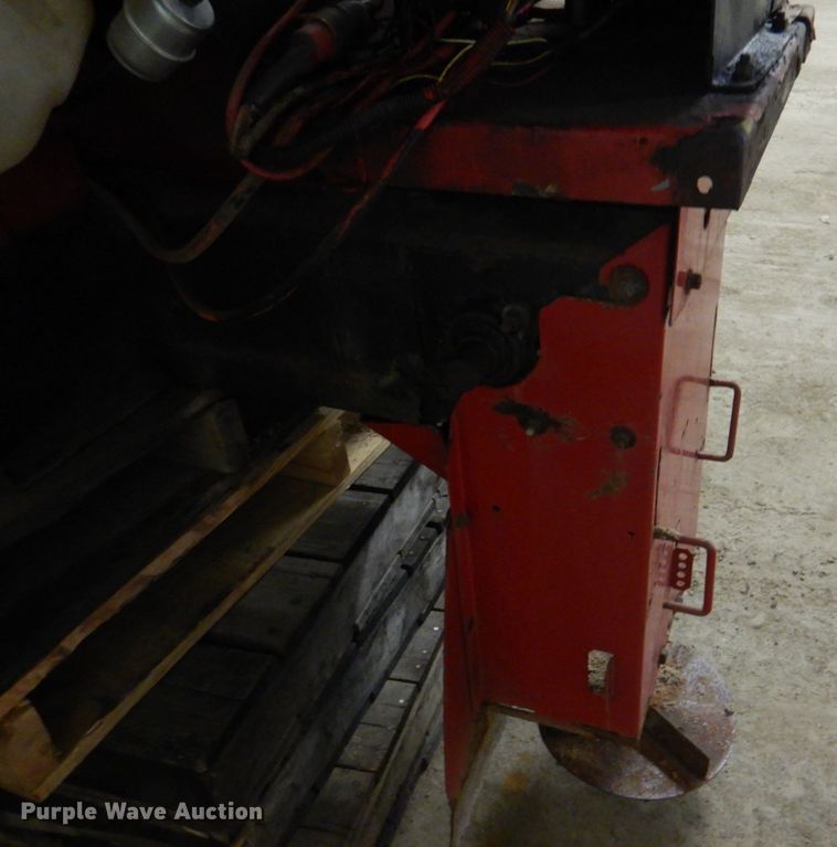 image for item IQ9268 Spreader