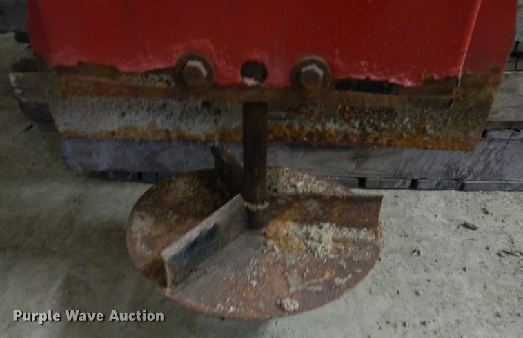 image for item IQ9268 Spreader