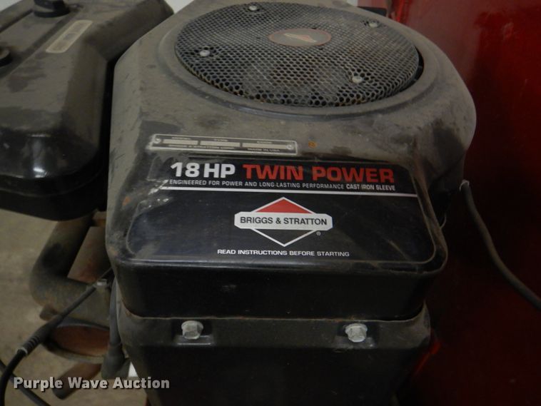 image for item IQ9268 Spreader