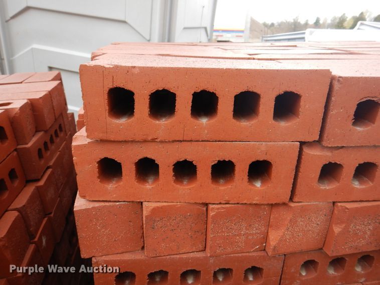 image for item IQ9270 (8) pallets of bricks