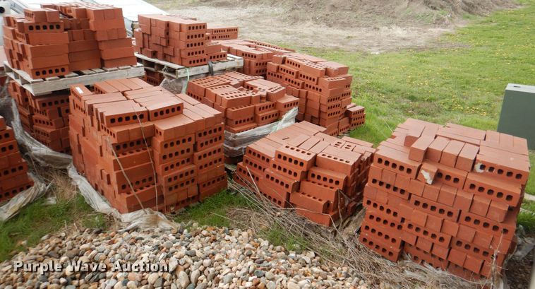 image for item IQ9271 (11) pallets of bricks