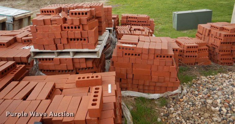 image for item IQ9271 (11) pallets of bricks