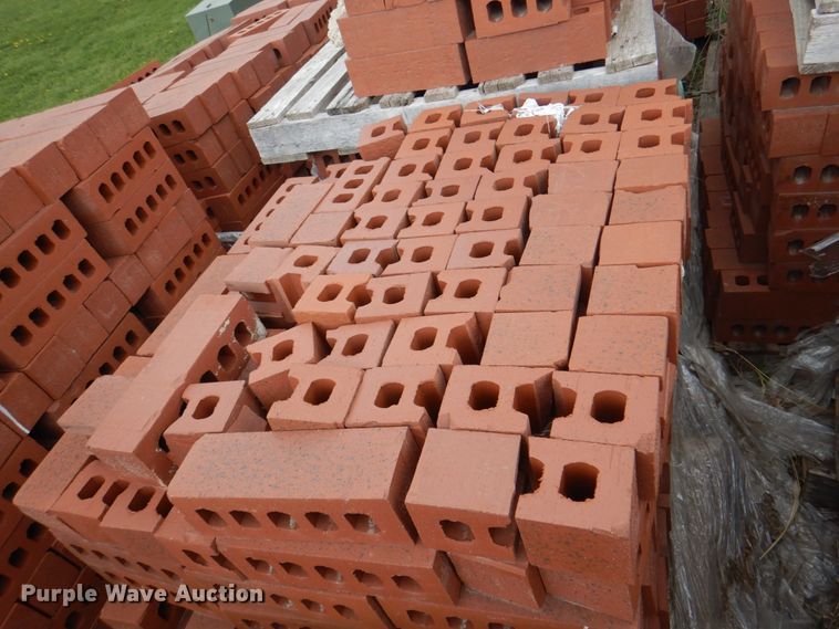 image for item IQ9271 (11) pallets of bricks