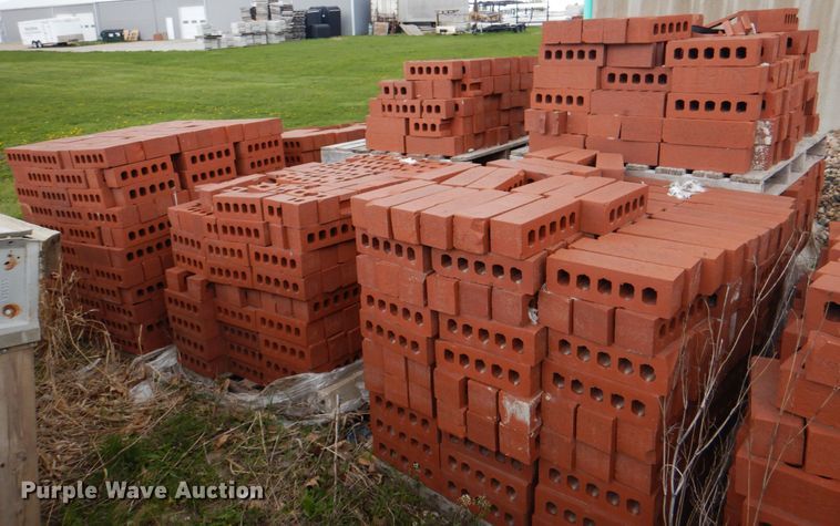 image for item IQ9271 (11) pallets of bricks