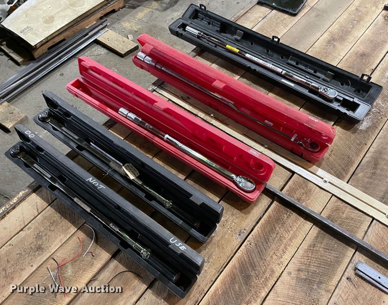 image for item IR9778 (5) torque wrenches