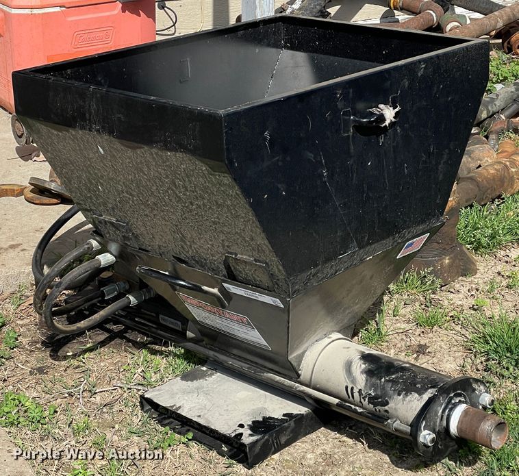 image for item IR9823 Black Jack mud pump