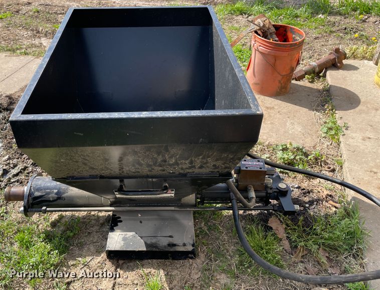 image for item IR9823 Black Jack mud pump