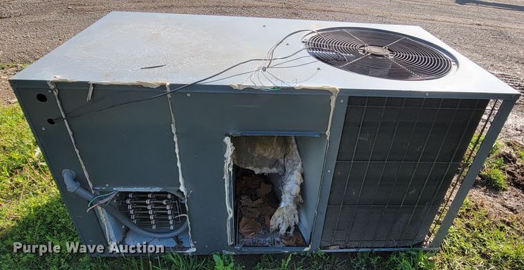 image for item IV9003 AC unit