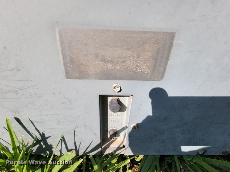 image for item IV9003 AC unit