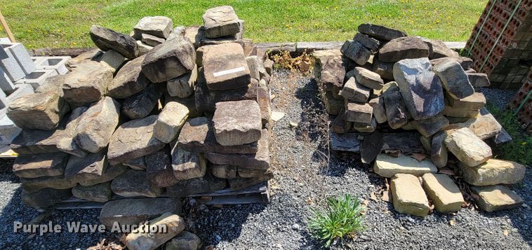 image for item IV9010 Natural rock